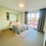 Modern Living, Luxe * Zurigo
