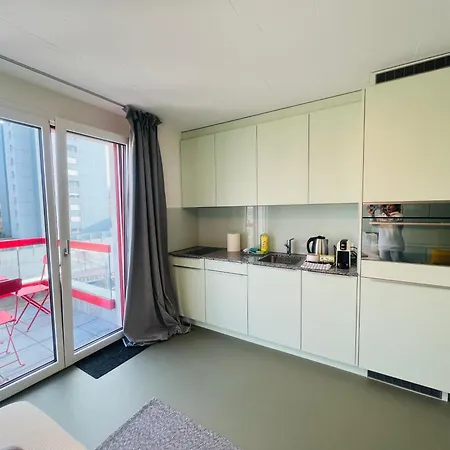 Modern Living, Luxe * Zurich