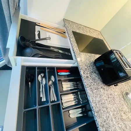 Modern Living, Luxe Apartment Zurich