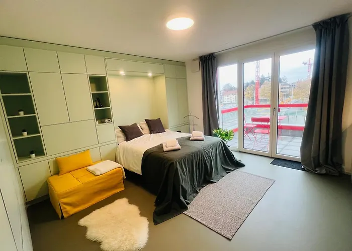 Modern Living, Luxe *