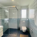Modern Living, Luxe