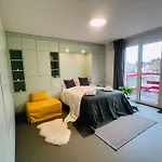 Modern Living, Luxe Daire *