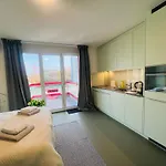 Modern Living, Luxe