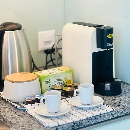 Modern Living, Luxe